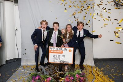 Gruppbild på årets UF-företag